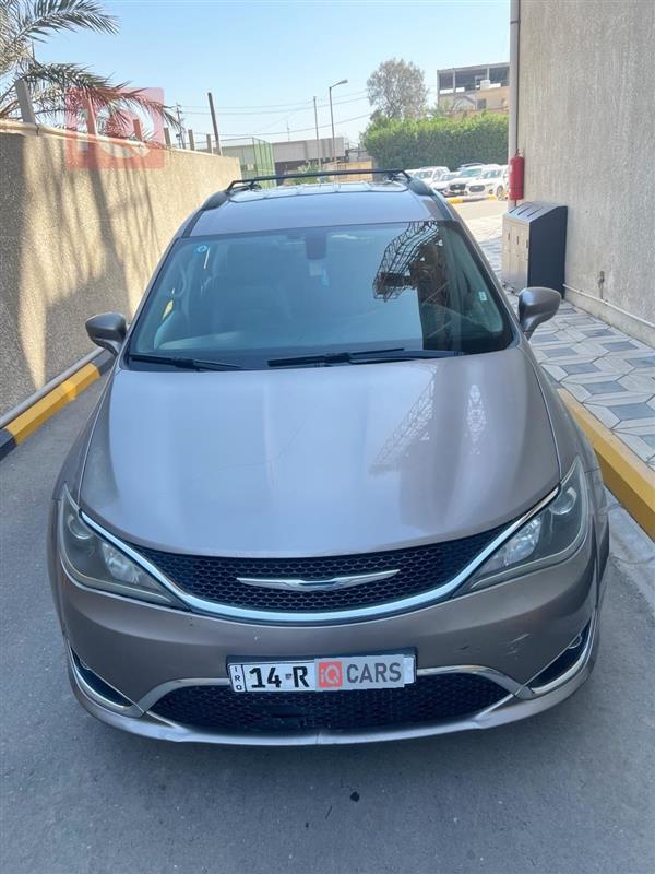 کرایسلەر پاسیفیکا 2017  بۆ فرۆشتن لە عێراق - بەسڕا